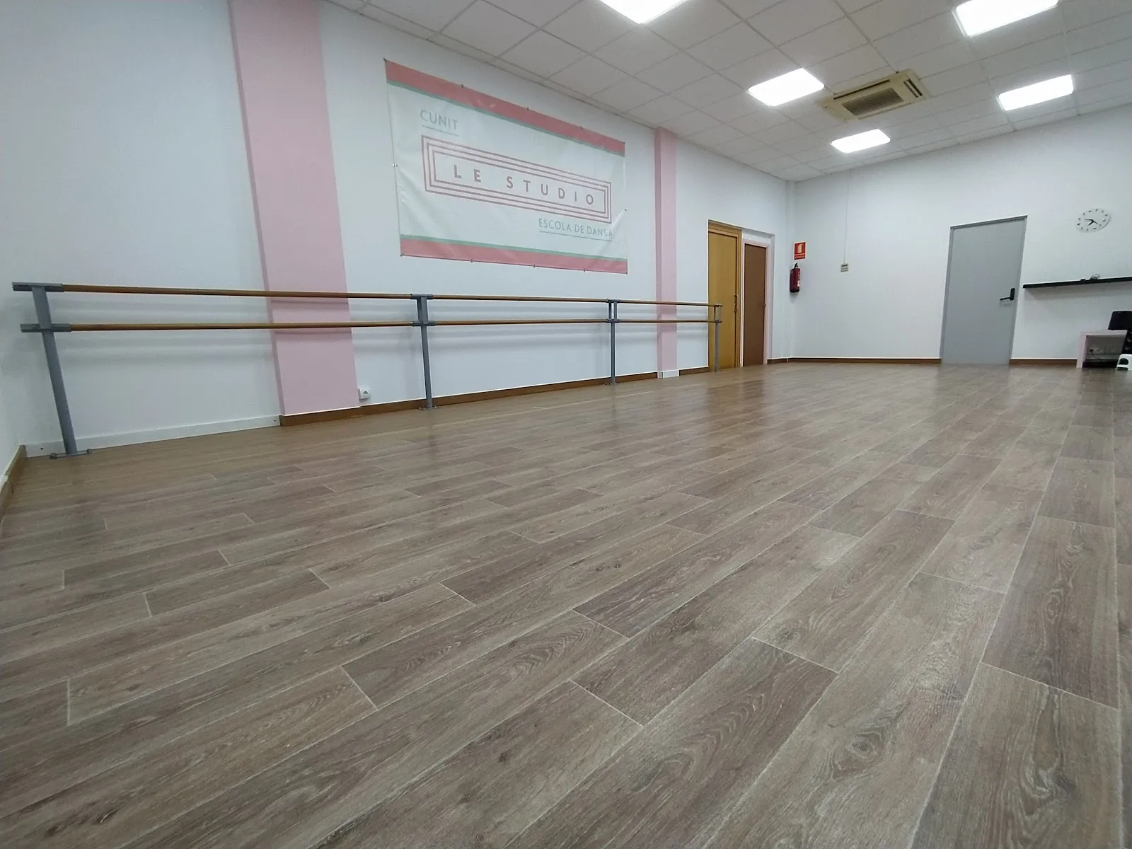 LE STUDIO - ESCOLA DE DANSA — baile-studio en Cunit — 3