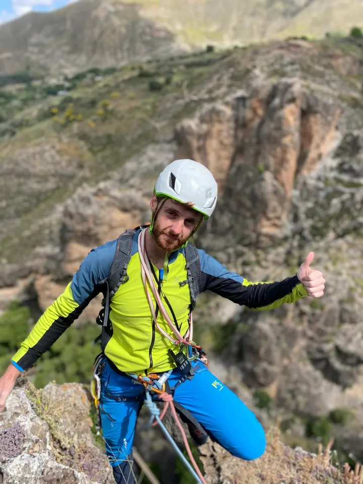 Campo Base — escalada-studio en Cogollos de la Vega — 3