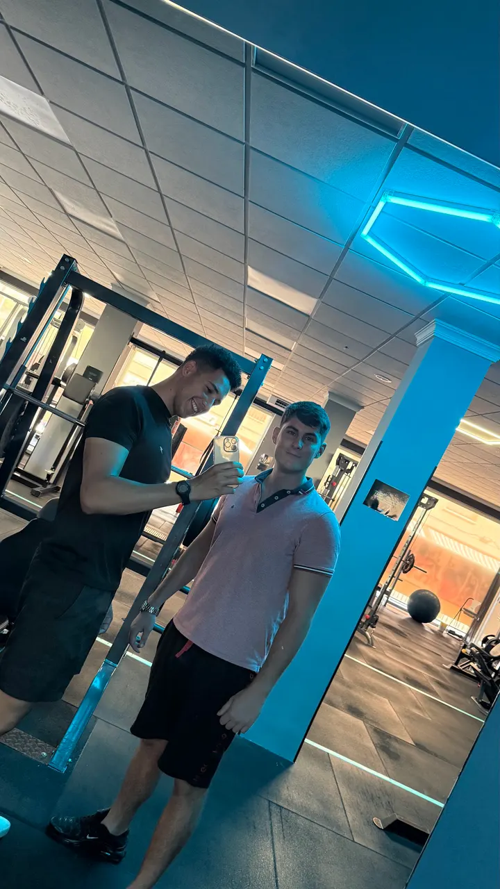 ONE LIFE ONE BODY (Fitness Center) — Estudio de fitness en Benidorm