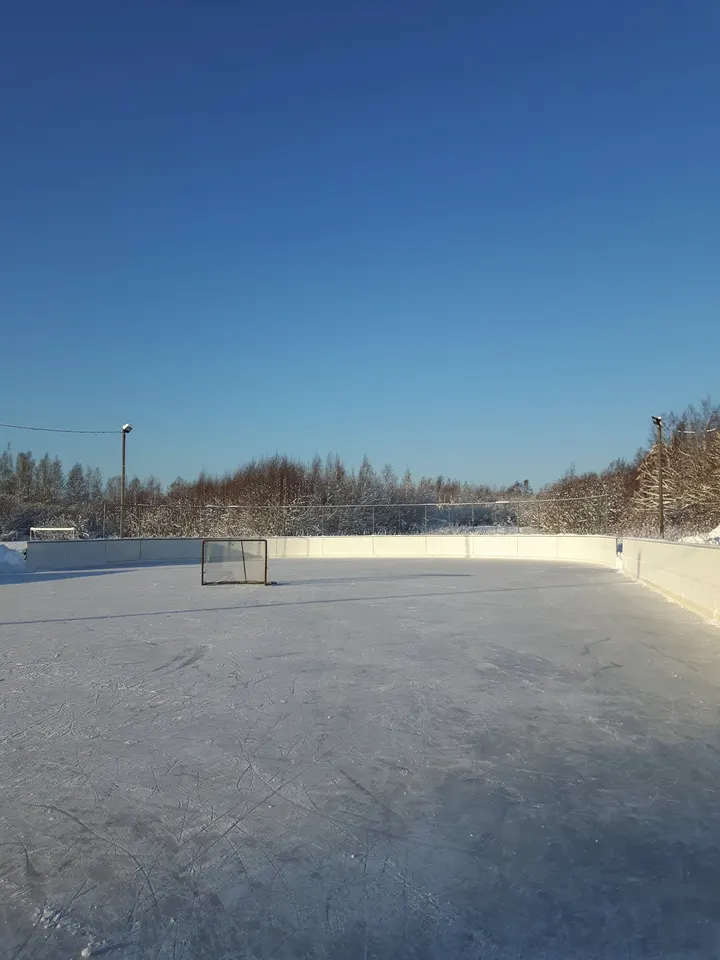 Kellarpellon tenniskeskus — fitnessstudio – Savonlinna — 3