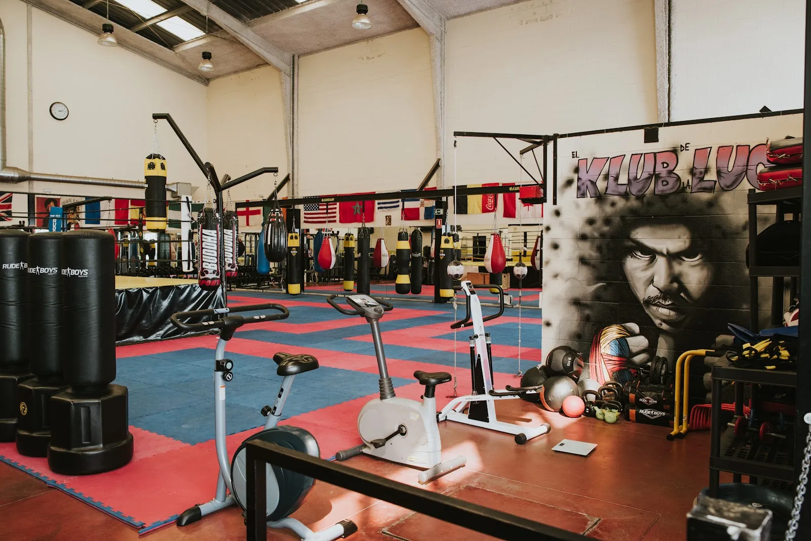 Club Deportiva Wutan Sevilla — artes marciales-studio en Dos Hermanas — 3