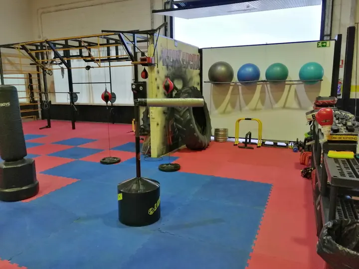 Club Deportiva Wutan Sevilla — Artes marciales en Dos Hermanas