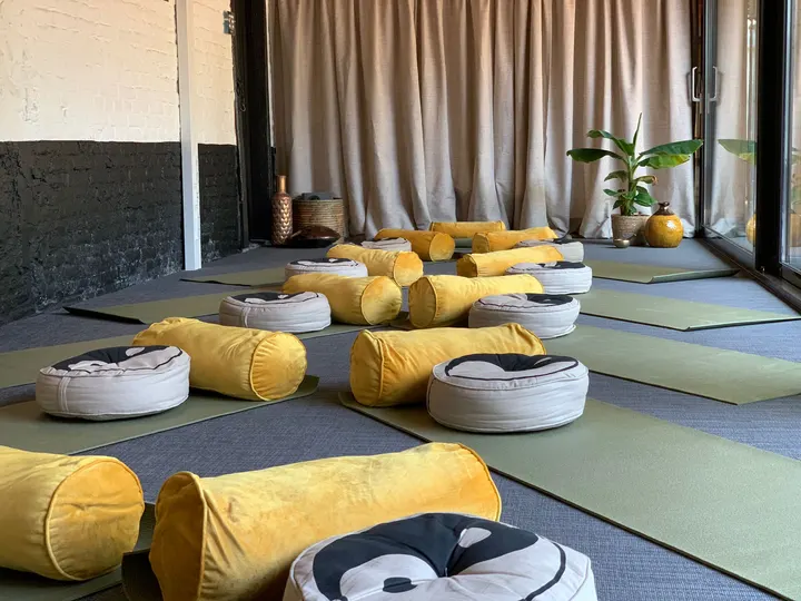 Your Own Flow — yoga-studio in Maastricht — 2