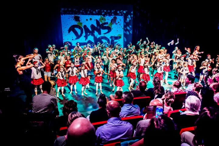 Dansbende Blinkerd — dans-studio in Scheveningen, Den Haag — 3