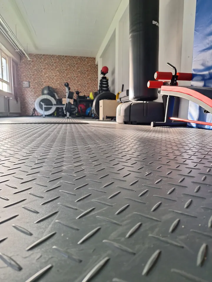 DEIN SPORTTRAINER Mikro — fitnessstudio in Bieber, Offenbach am Main — 2