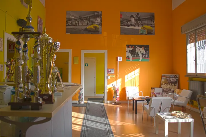 Palestra Thunder Srl Sportiva Dilettantistica — palestre-studio a San Martino In Rio — 3