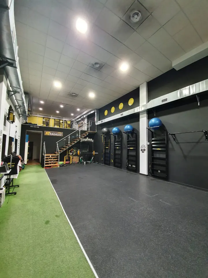 Fit Tragaluz — entrenamiento funcional-studio en Barrio de la Isla, Puente Genil — 3