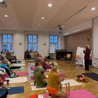 OM-Yoga-AK — Yoga in Westerberg, Osnabrück
