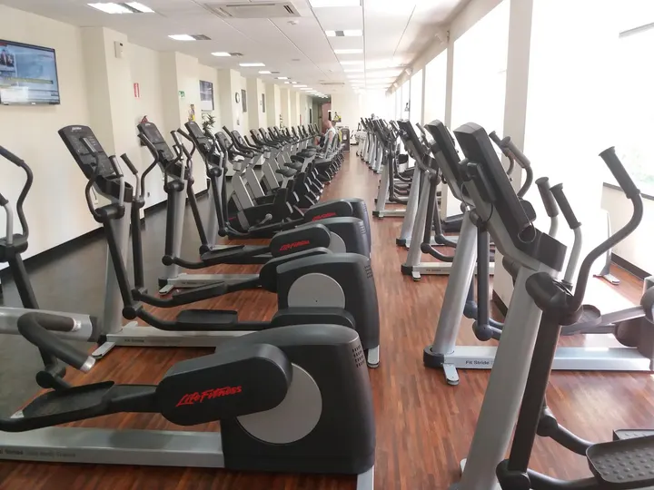Gimnasio Fit Star — Estudio de fitness en Casco Antiguo, Alcorcón