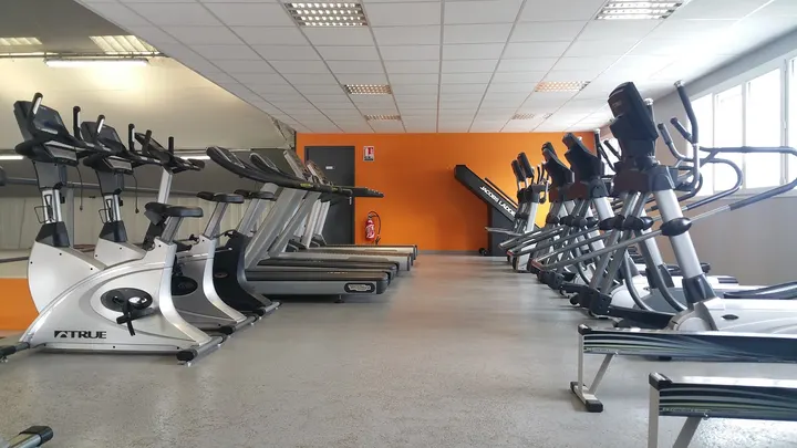 Izisport — salle de fitness-studio à Vuns, Roche-la-Molière — 3