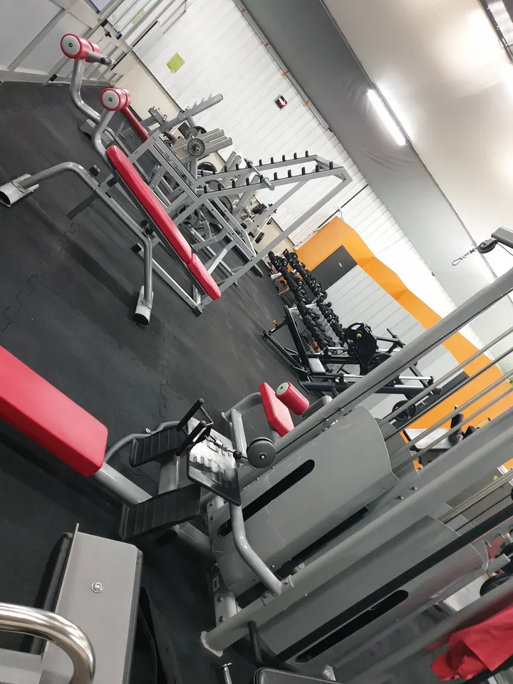 Izisport — Salle de fitness à Vuns, Roche-la-Molière