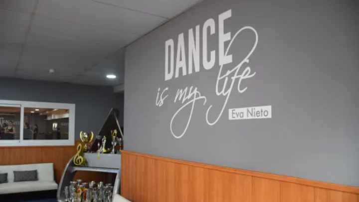 Escuela De Danza Eva Nieto — baile-studio en el Pla de Reixac, Montcada — 2