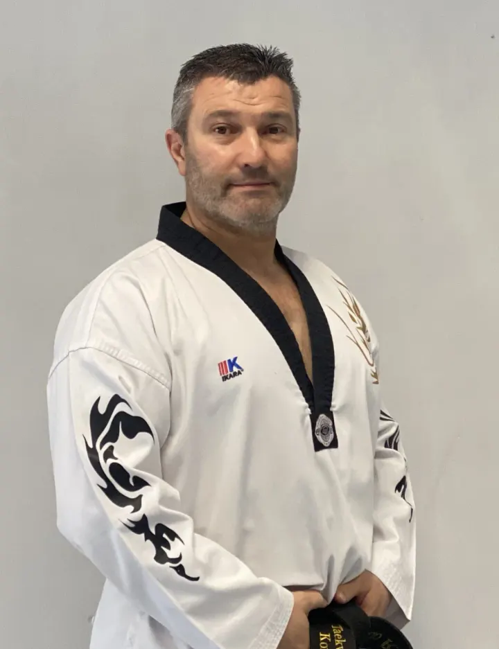 Time Dfinixi-on Box Centro De Artes Marciales — artes marciales-studio en Fuenlabrada — 4