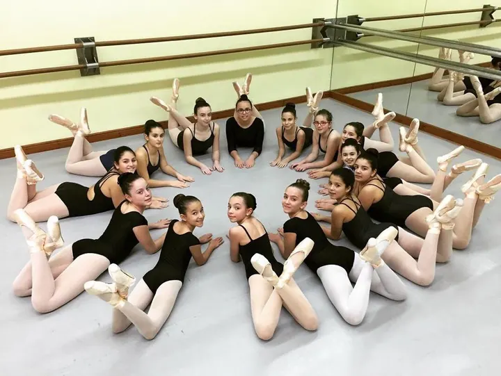 Escuela de Danza Núria Díez — baile-studio en Reus — 5