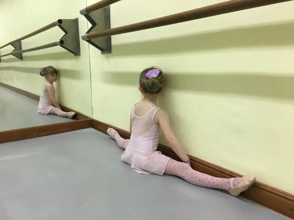 Escuela de Danza Núria Díez — baile-studio en Reus — 5