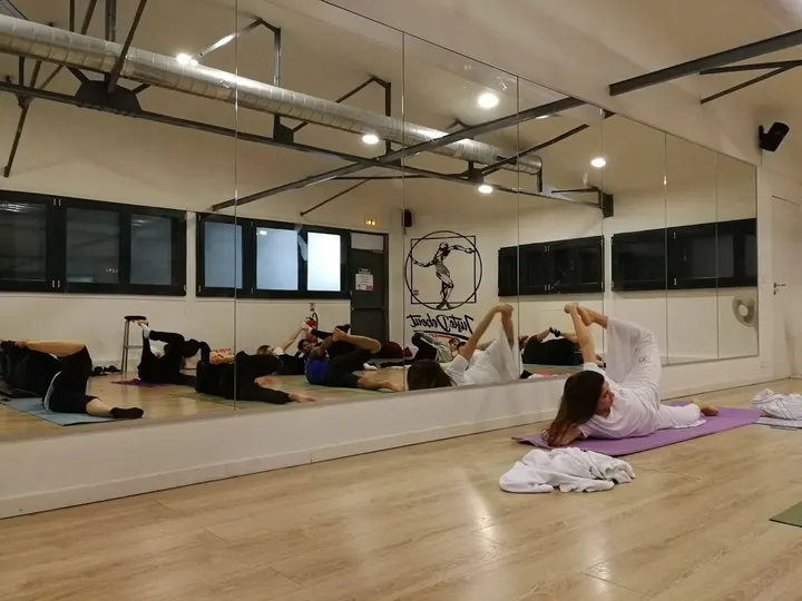 ACADÉMIE FRANÇAISE DE YOGA — yoga-studio à Paris 14e Arrondissement, Paris — 2