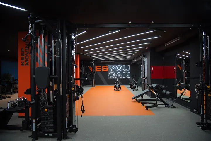 OnFit Los Remedios — Estudio de fitness en Los Remedios, Sevilla