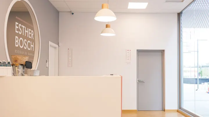 Esther Bosch Escola de Dansa — dance-studio i Mira-sol, Sant Cugat del Vallès