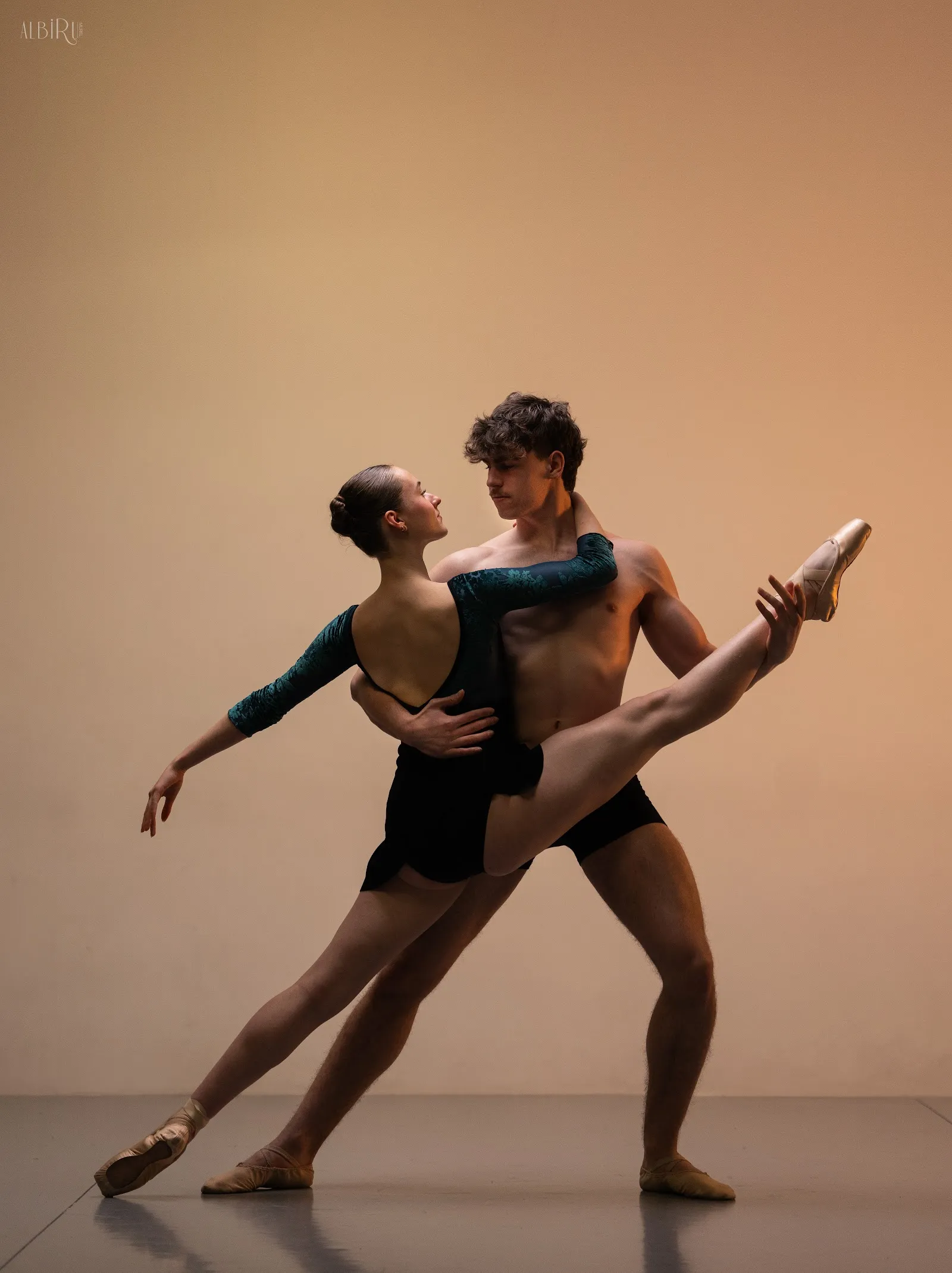 Escuela De Ballet Marina Arnal — baile-studio en La Estación, La Estación — 2