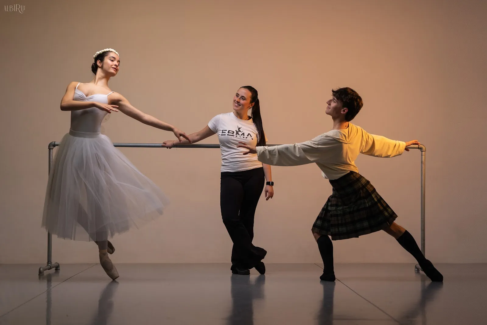 Escuela De Ballet Marina Arnal — baile-studio en La Estación, La Estación — 3