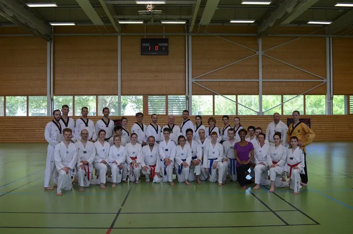 Association Taekwondo Strasbourg — Arts martiaux à Neudorf-Musau, Strasbourg