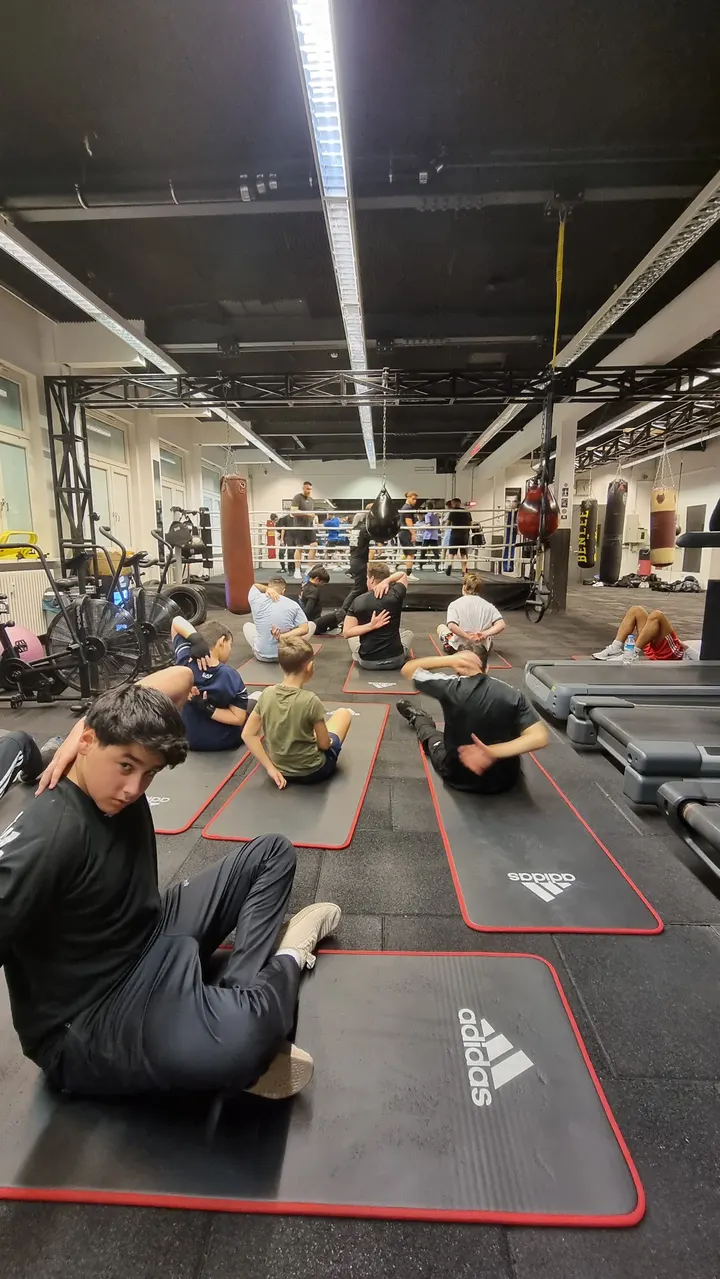 Ali´s Iron Box Gym — fitnessstudio in Schmargendorf, Berlin — 3
