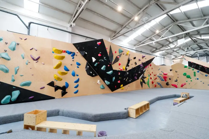 Proa Climbing Center — Escalada em Matosinhos Sul, Matosinhos