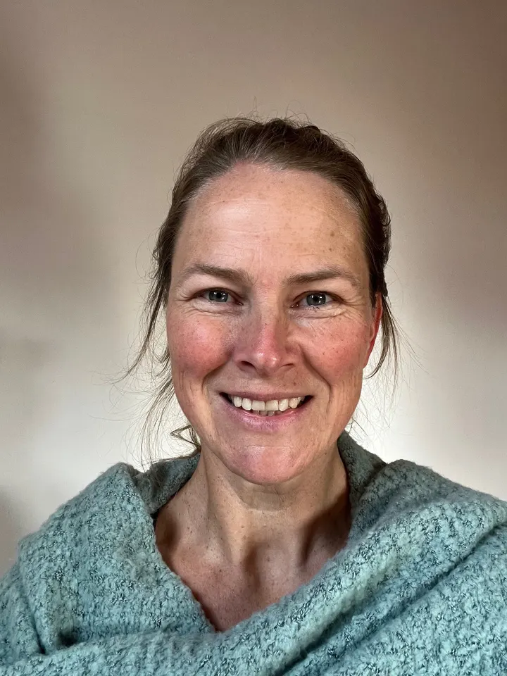 dani dachs Klang — yoga-studio in Marburg — 2