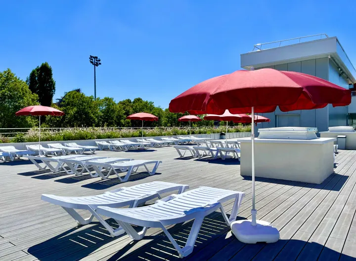 Piscine Yvonne Godard — studio à Quartier de Charonne, Paris — 3