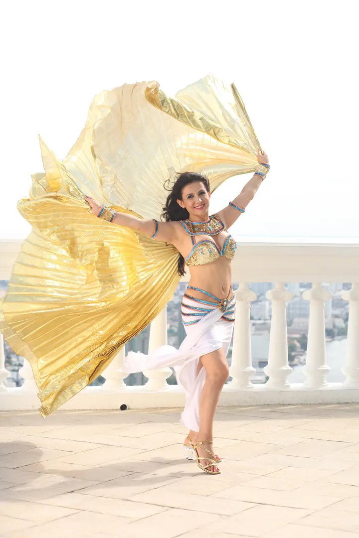 Fatima Serin ~ Bauchtanz ~ Orientalischer Tanz ~ Bellydance — tanz-studio in Malstatt, Saarbrücken — 2