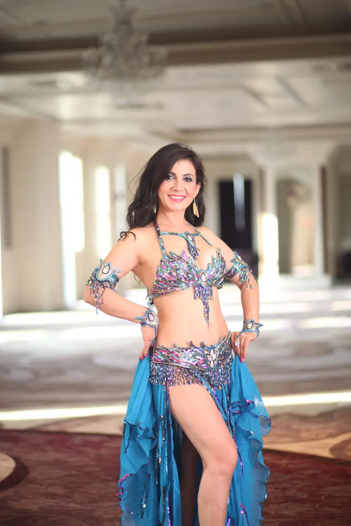 Fatima Serin ~ Bauchtanz ~ Orientalischer Tanz ~ Bellydance — tanz-studio in Malstatt, Saarbrücken — 3