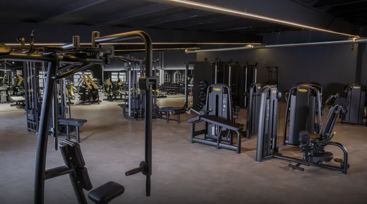 Big Box Leisure Club — Fitness Studio in Huddersfield