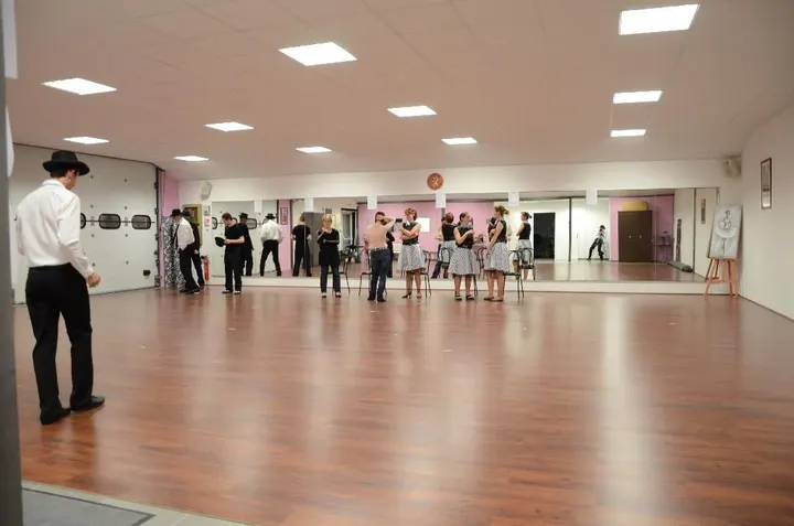 École de danse Brégand — danse-studio à Saint-Apollinaire — 4