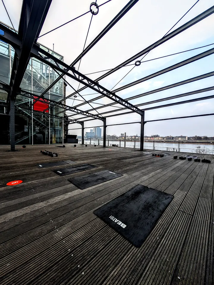 BEAT81 - Rheinauhafen OUTDOOR — HIIT in Altstadt-Süd, Köln