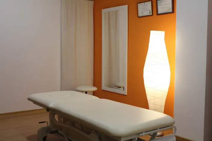 espacio vital RESPIRA Centro de y Terápias naturales — yoga-studio en Baza — 2