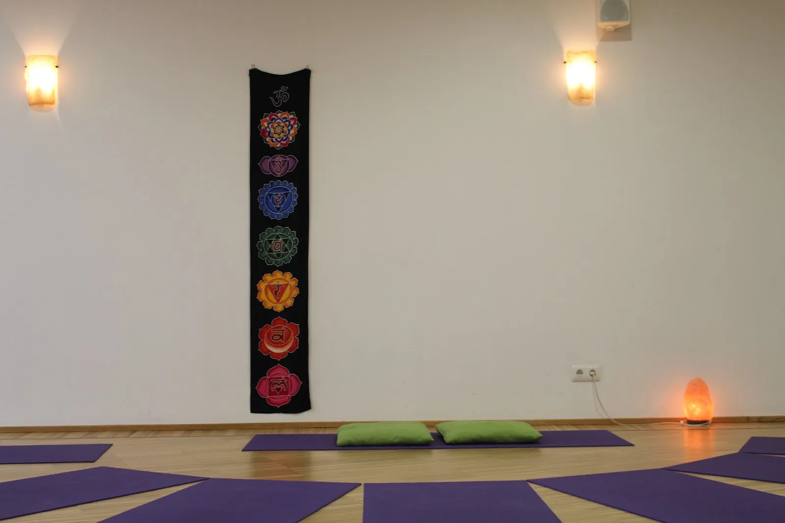 Espacio Vital RESPIRA - Centro de Yoga y Terápias naturales — yoga-studio en Baza — 4