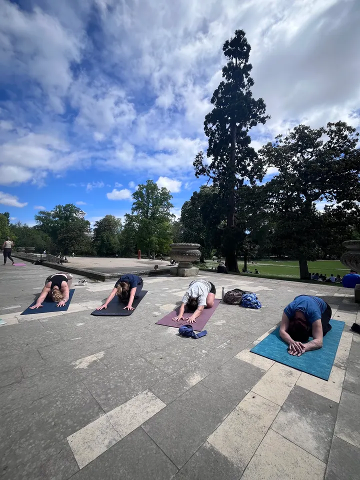 Claire Gómez - Professeure de yoga à Bordeaux — yoga-studio à Bordeaux Maritime, Bordeaux — 3