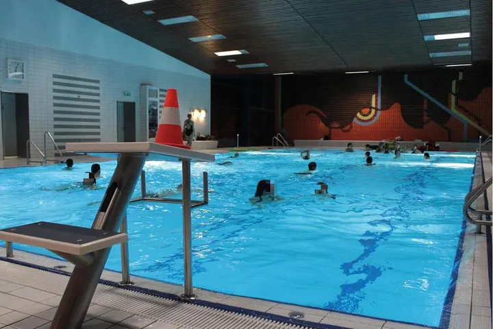 Schwimmschule im Gartenhallenbad Enger — studio in Enger — 3