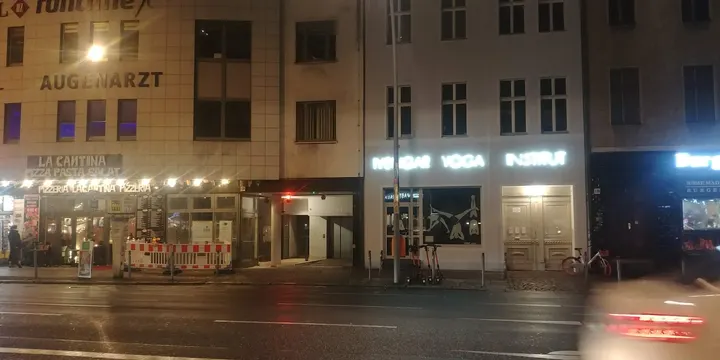 Iyengar Yoga Institut Berlin — yoga-studio in Berlin — 3