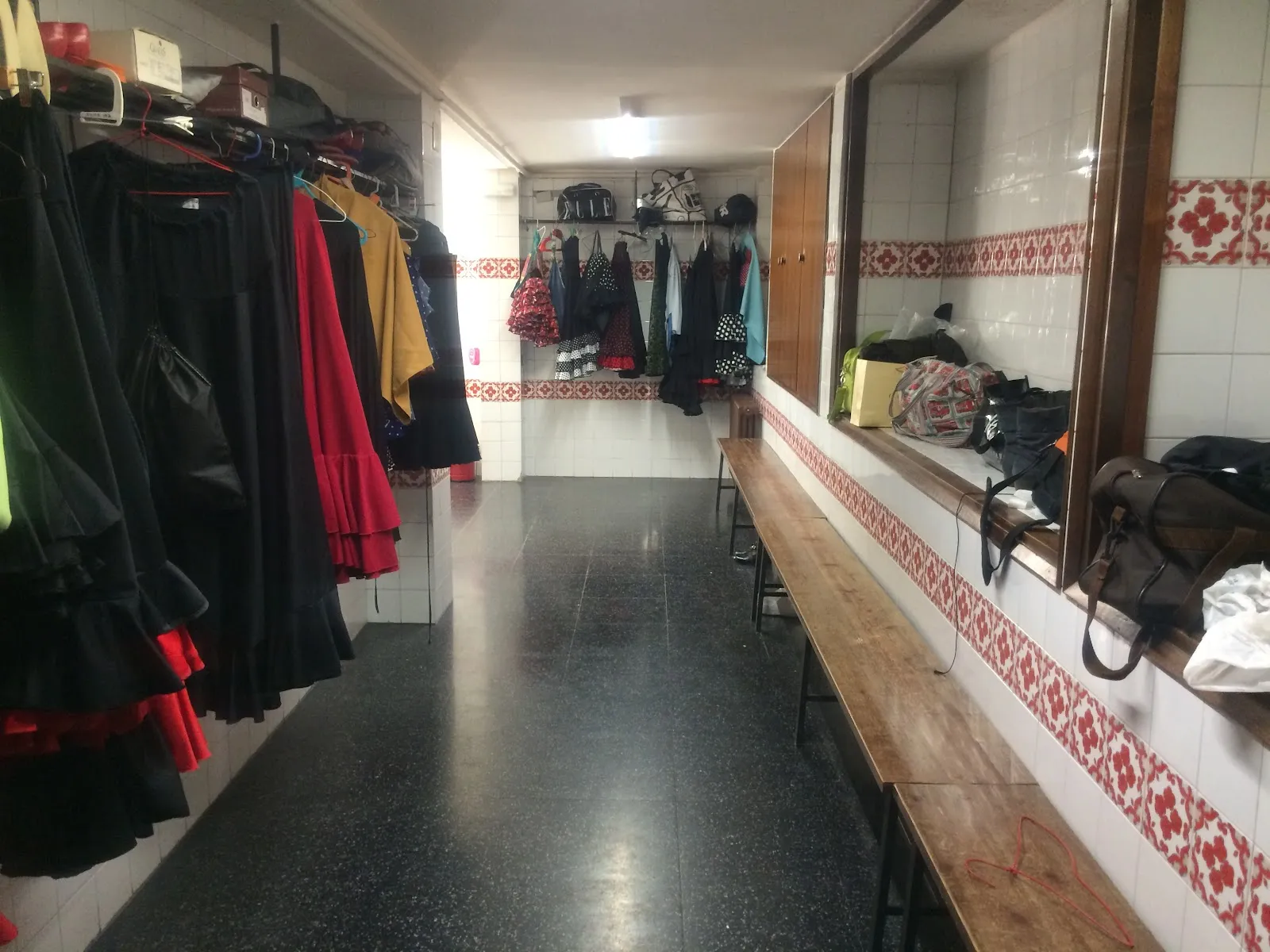 Instituto de Flamenco Flora Albaicín — baile-studio en Barcelona — 3