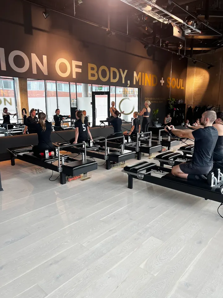 Reform Studio — reformer pilates-studio i Västra Hamnen, Malmö