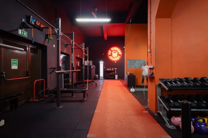 FWA - Fit Workout Academy — Musculação em Santo António do Laranjeiro, Almada