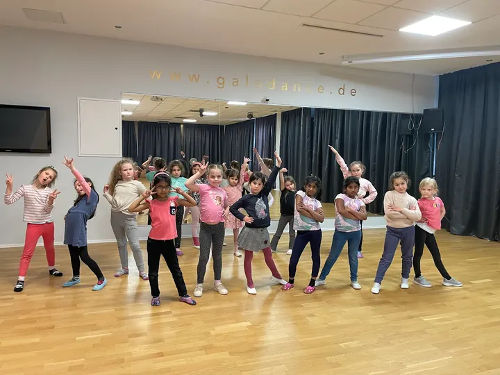 TANZSCHULE GALADANCE bei Regensburg — tanz-studio in Birkenfeld, Neutraubling — 3