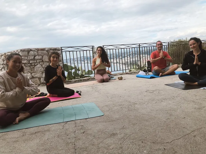Studio Alya — Yoga à Quartier Jean-Médecin, Nice