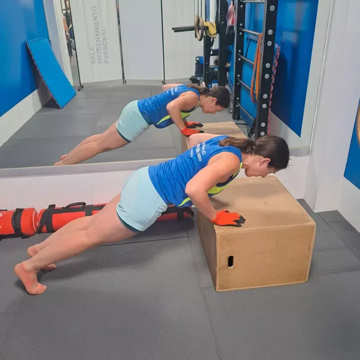 Gimnasio Crosswolf Centro de Entrenamiento — crossfit-studio i Alquería de Moret Nova, Valencia