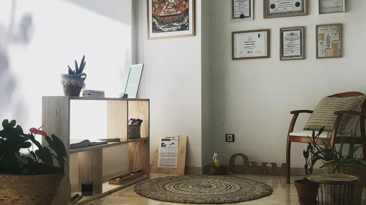 Institut De Yoga I Psicologia — Yoga en Lleida