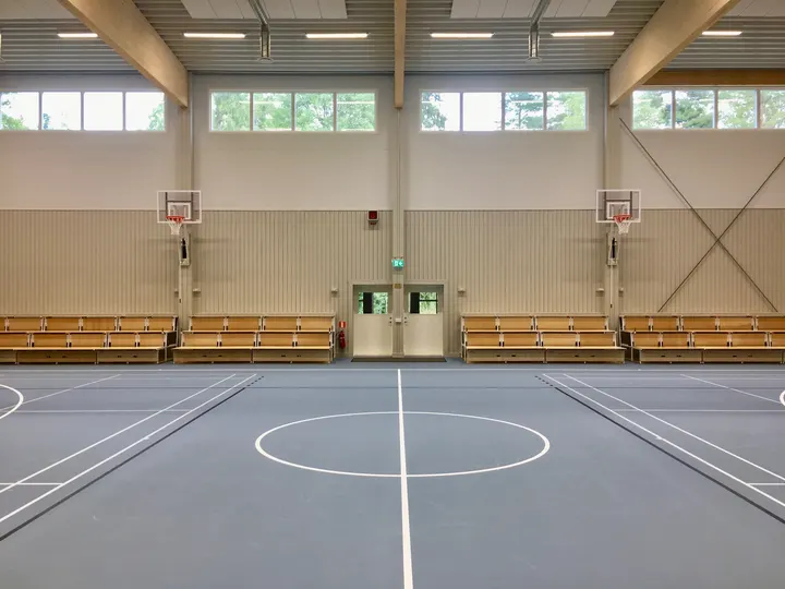 Brunnshallen — klättring-studio i Holsbybrunn — 2