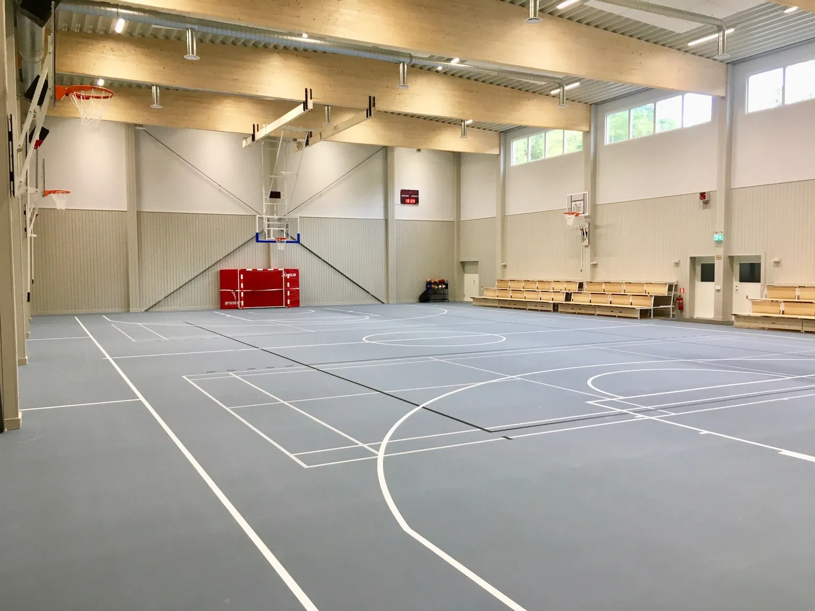 Brunnshallen — bouldering-studio i Holsbybrunn — bild 6