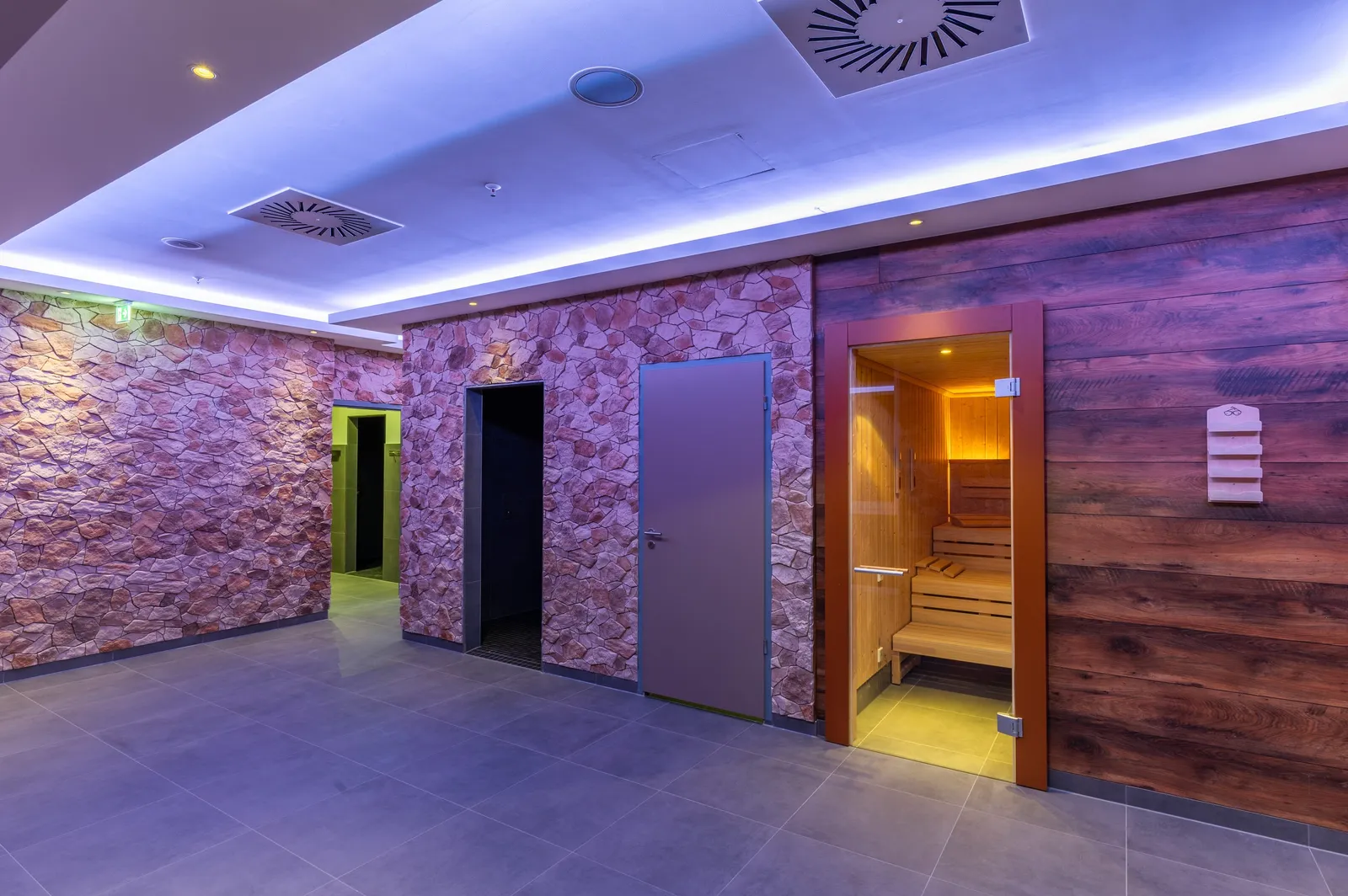 Sports Club Hafencity — träningsstudio i Hamburg — 5