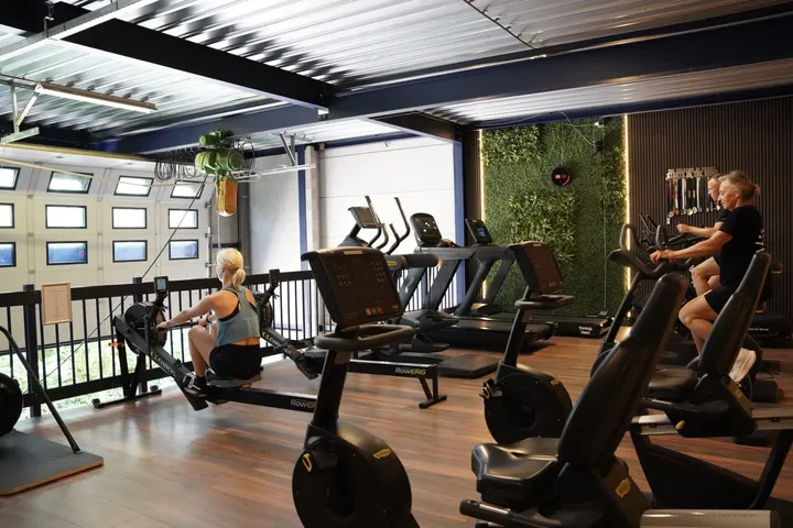 Sportschool Total Strength — krachttraining-studio in Lekkerkerk — 5